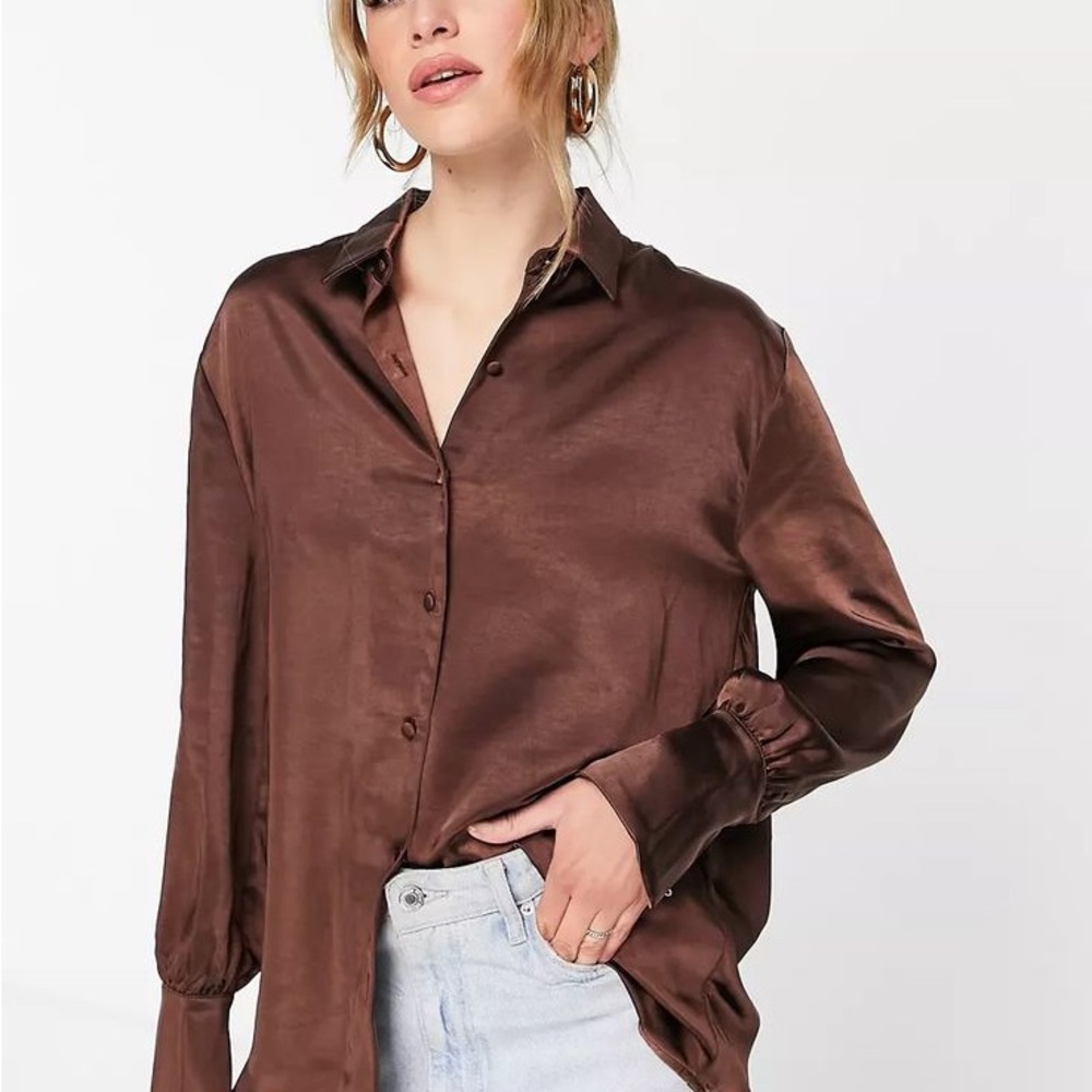 Chic Satin Button-Down Shirt in Rich Brown